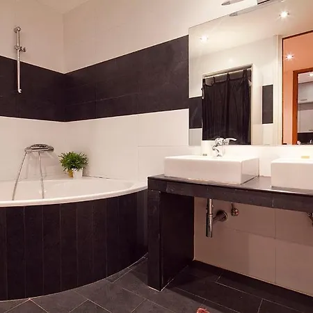 Apartment Catalunya Executive 3 Bedrooms, 3 Bathrooms Ac Wifi Barcelona