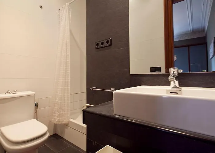 Catalunya Executive 3 Bedrooms, 3 Bathrooms Ac Wifi * Barcelona